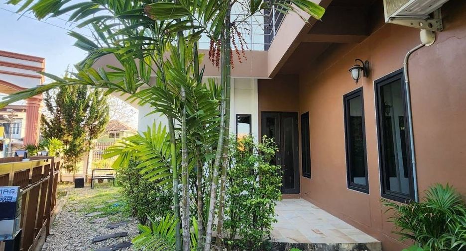 For rent 3 bedrooms house in Mueang Chiang Mai, Chiang Mai