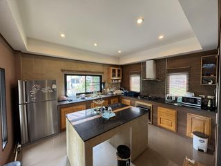 For rent 3 bedrooms house in Mueang Chiang Mai, Chiang Mai