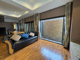 For rent 3 bedrooms house in Mueang Chiang Mai, Chiang Mai