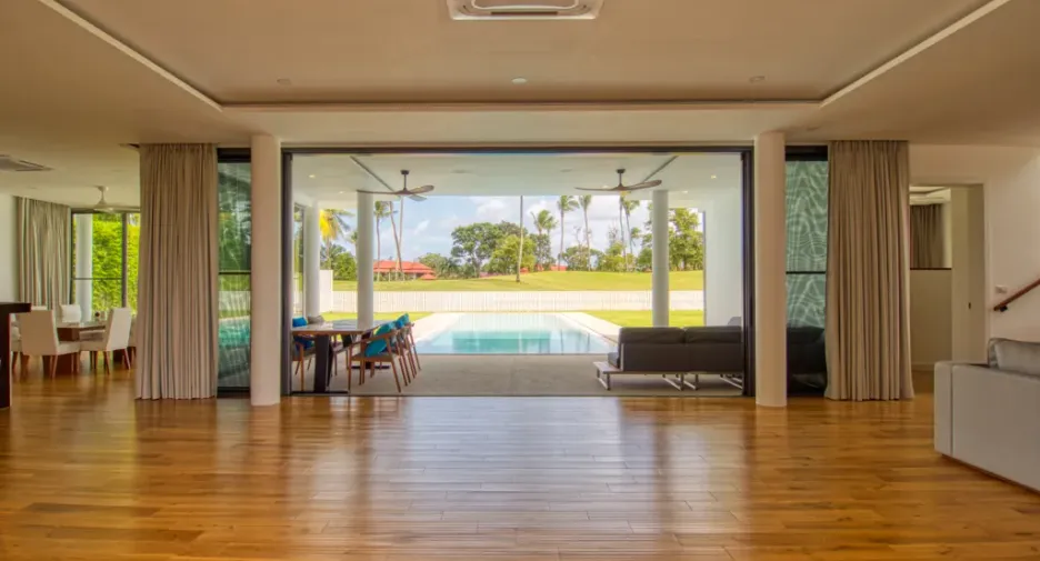 For sale そして for rent 4 ベッドルーム villa in Thalang, Phuket