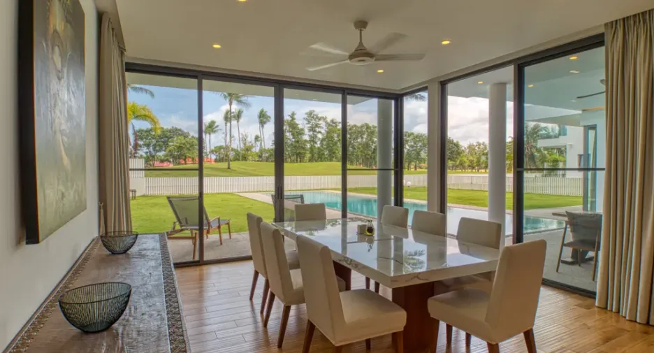For sale そして for rent 4 ベッドルーム villa in Thalang, Phuket
