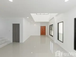 À vendre 3 chambres maison à Doi Saket, Chiang Mai