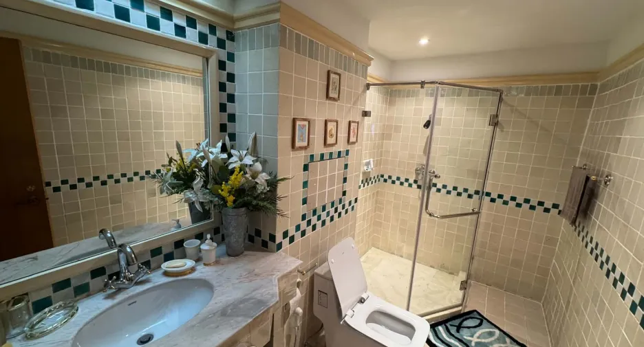 For rent 3 bedrooms condo in Hua Hin, Prachuap Khiri Khan