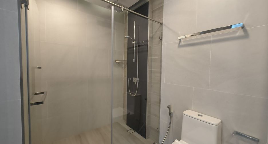 Condo en venta y en alquiler de 3 habitaciones en Jomtien, Pattaya
