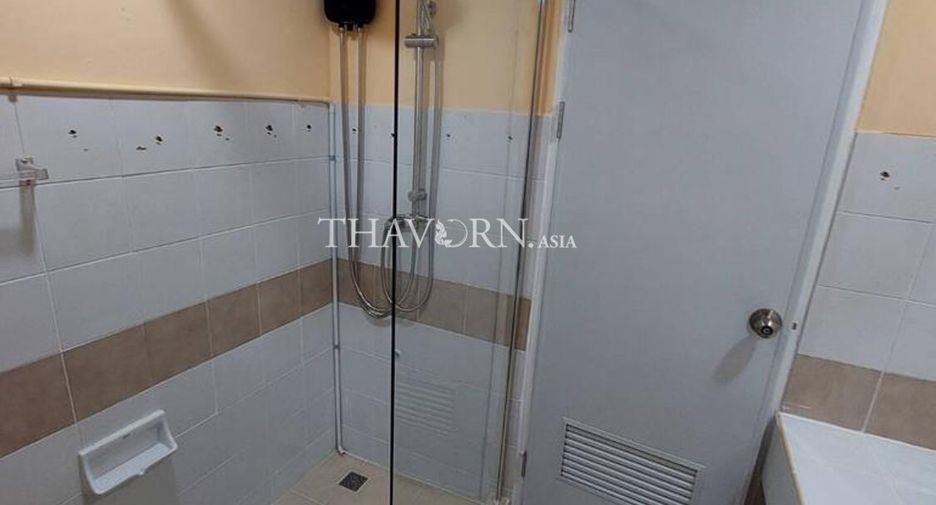 For sale studio condo in Bang Lamung, Chonburi
