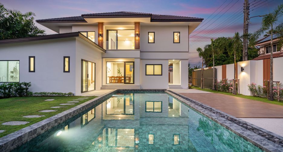 For sale 4 bedrooms villa in Thalang, Phuket