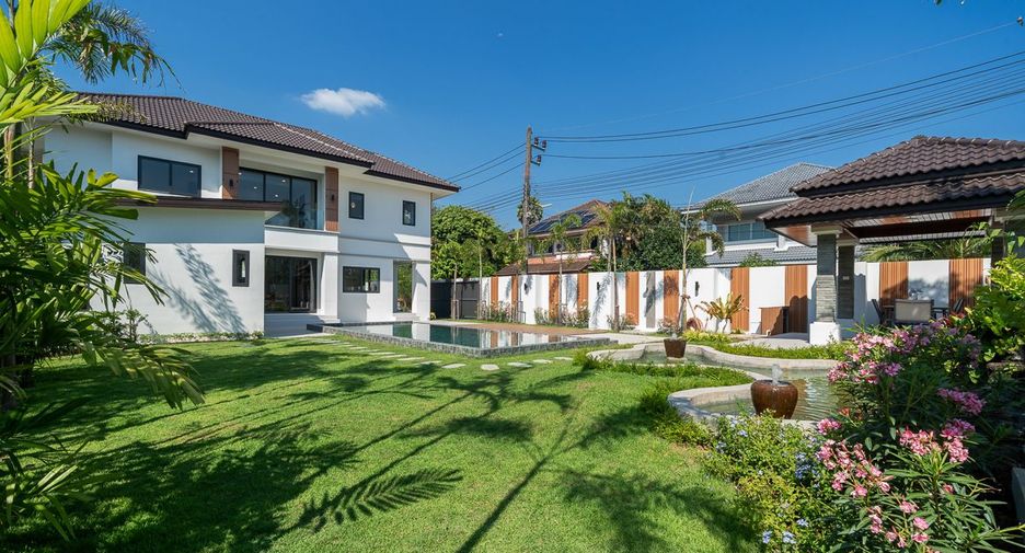 For sale 4 bedrooms villa in Thalang, Phuket