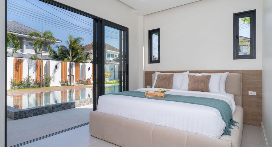 For sale 4 bedrooms villa in Thalang, Phuket