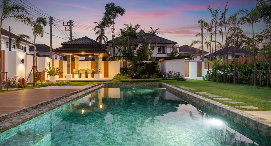 For sale 4 bedrooms villa in Thalang, Phuket