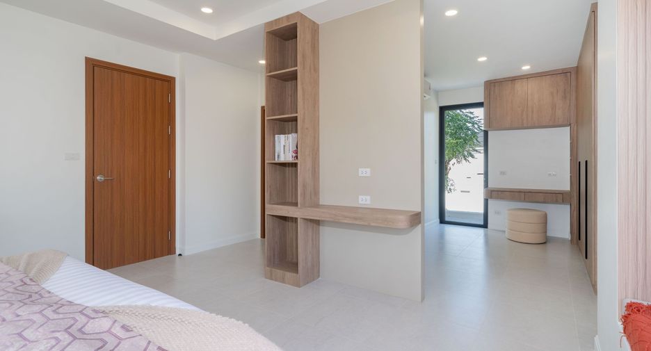 For sale 4 bedrooms villa in Thalang, Phuket