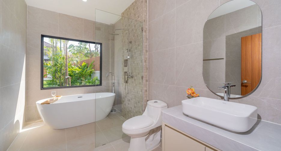 For sale 4 bedrooms villa in Thalang, Phuket