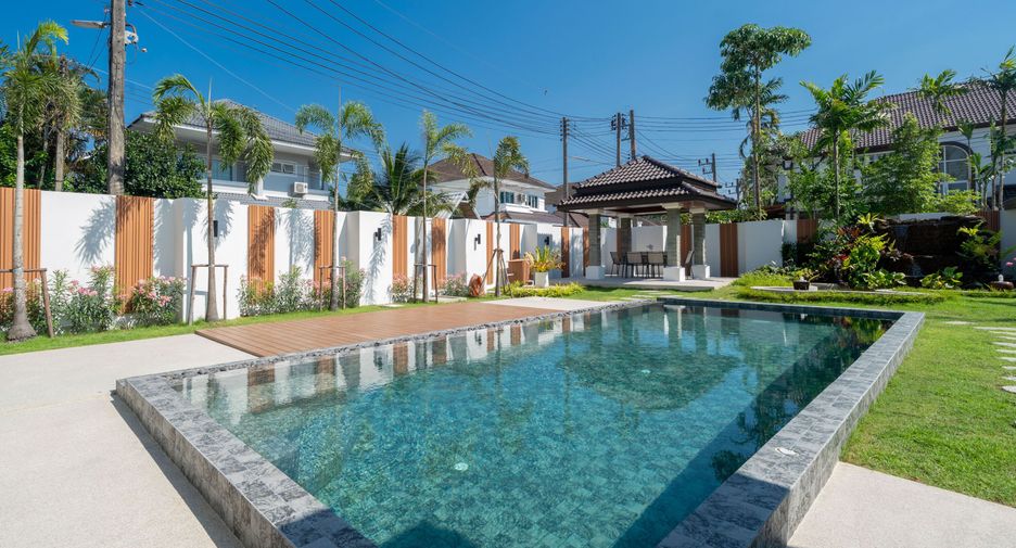 For sale 4 bedrooms villa in Thalang, Phuket