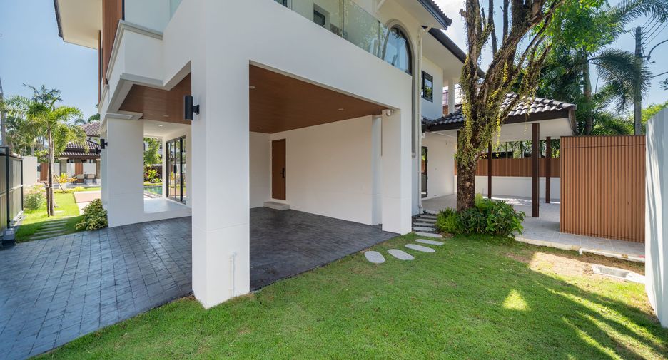 For sale 4 bedrooms villa in Thalang, Phuket