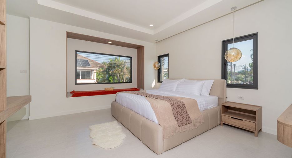 For sale 4 bedrooms villa in Thalang, Phuket