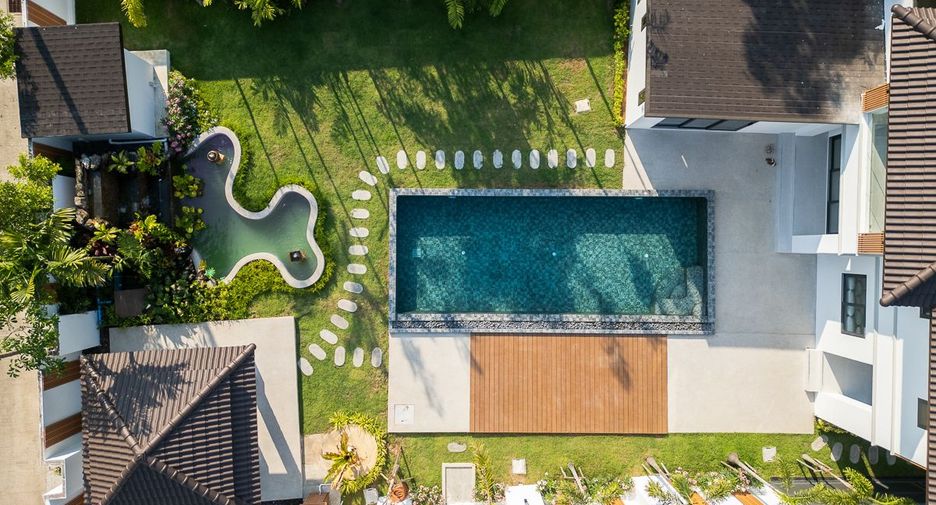 For sale 4 bedrooms villa in Thalang, Phuket