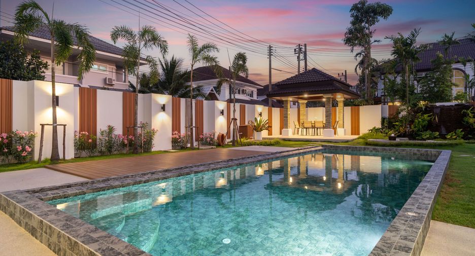 For sale 4 bedrooms villa in Thalang, Phuket