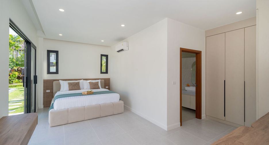 For sale 4 bedrooms villa in Thalang, Phuket