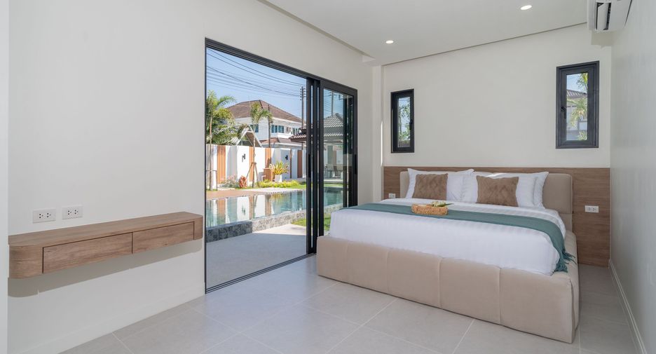 For sale 4 bedrooms villa in Thalang, Phuket