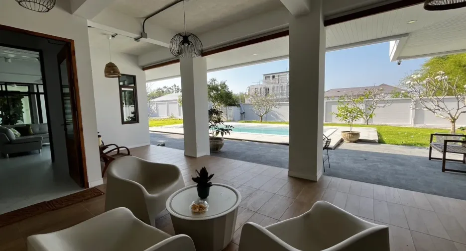 Villa zum Kauf mit 4 Zimmer in Sattahip, Chonburi