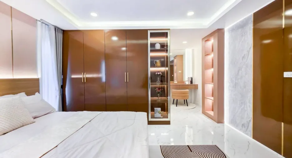 For sale 5 bedrooms villa in Bang Lamung, Chonburi
