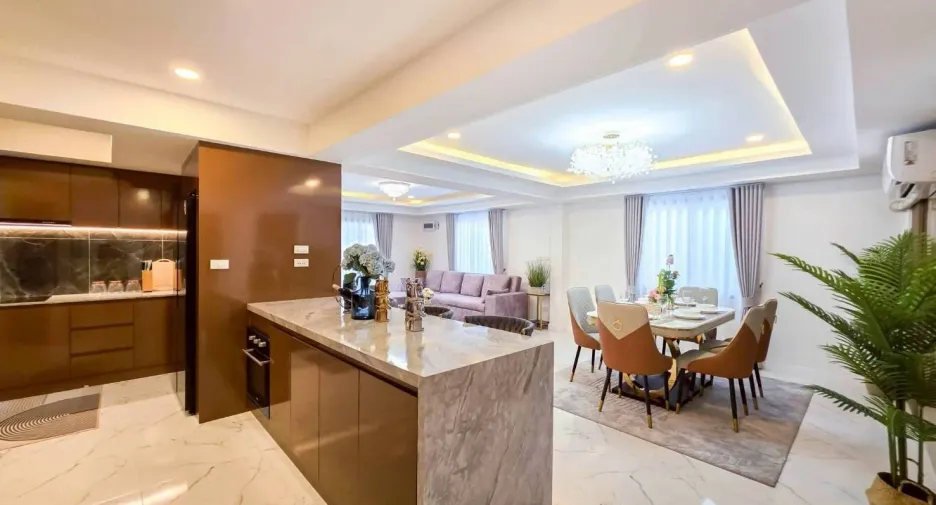 For sale 5 bedrooms villa in Bang Lamung, Chonburi