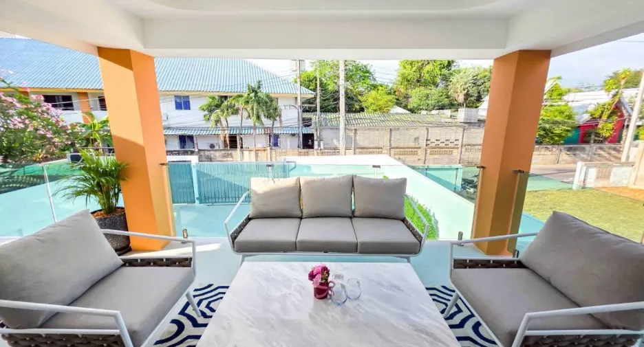 For sale 5 bedrooms villa in Bang Lamung, Chonburi