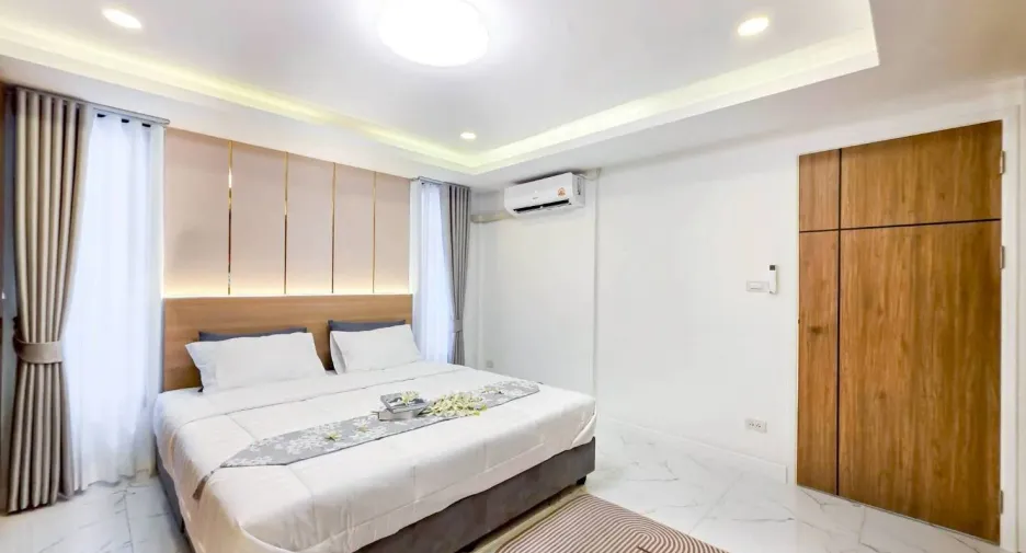 For sale 5 bedrooms villa in Bang Lamung, Chonburi