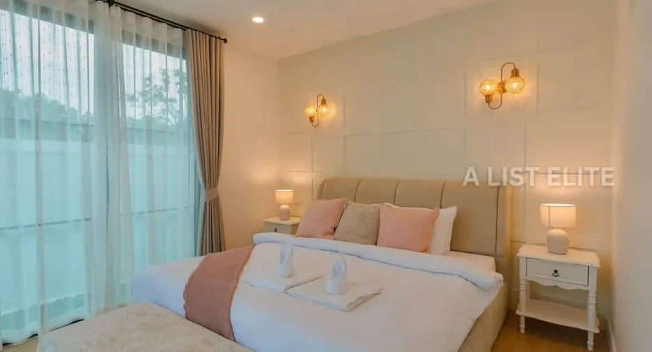 For sale 5 bedrooms house in Sattahip, Chonburi