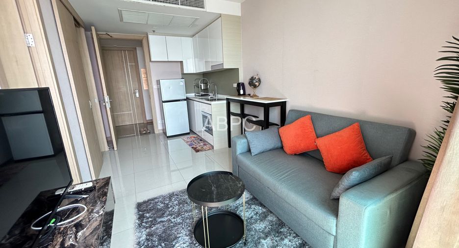 Condo en alquiler de 1 habitaciones en Bang Lamung, Chonburi