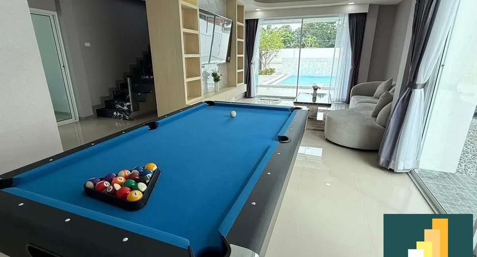 For rent そして for sale 5 ベッドルーム house in East Pattaya, Pattaya