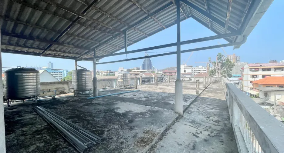 For sale retail Space in Bang Lamung, Chonburi