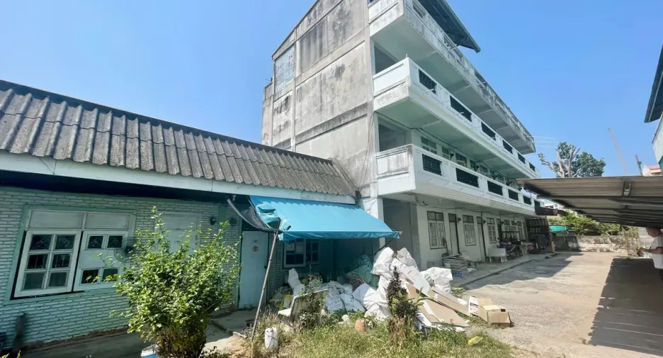 For sale retail Space in Bang Lamung, Chonburi