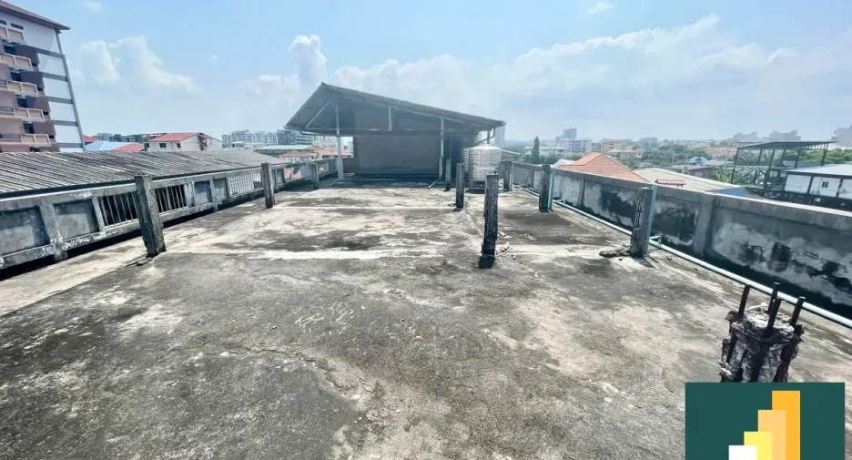For sale retail Space in Bang Lamung, Chonburi