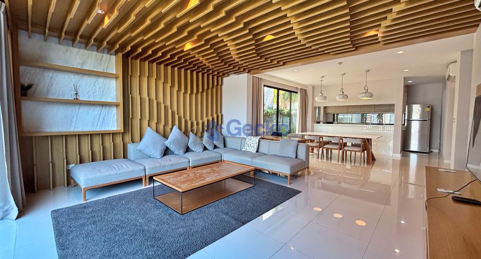 For sale 3 bedrooms house in Sattahip, Chonburi