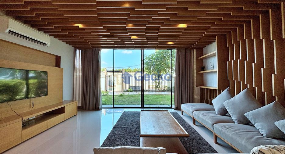 For sale 3 bedrooms house in Sattahip, Chonburi