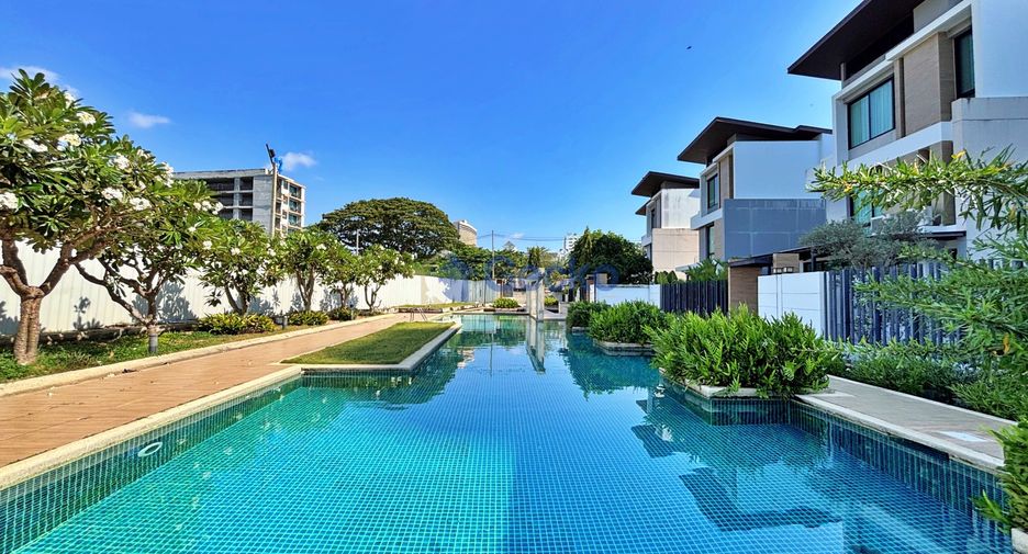For sale 3 bedrooms house in Sattahip, Chonburi