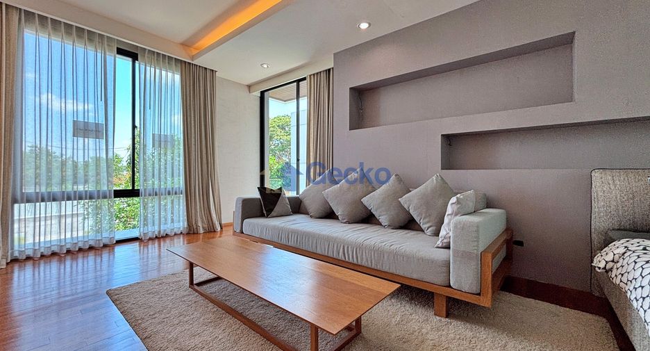 For sale 3 bedrooms house in Sattahip, Chonburi