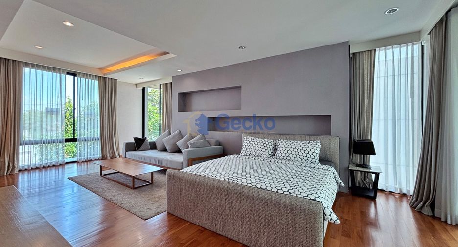 For sale 3 bedrooms house in Sattahip, Chonburi