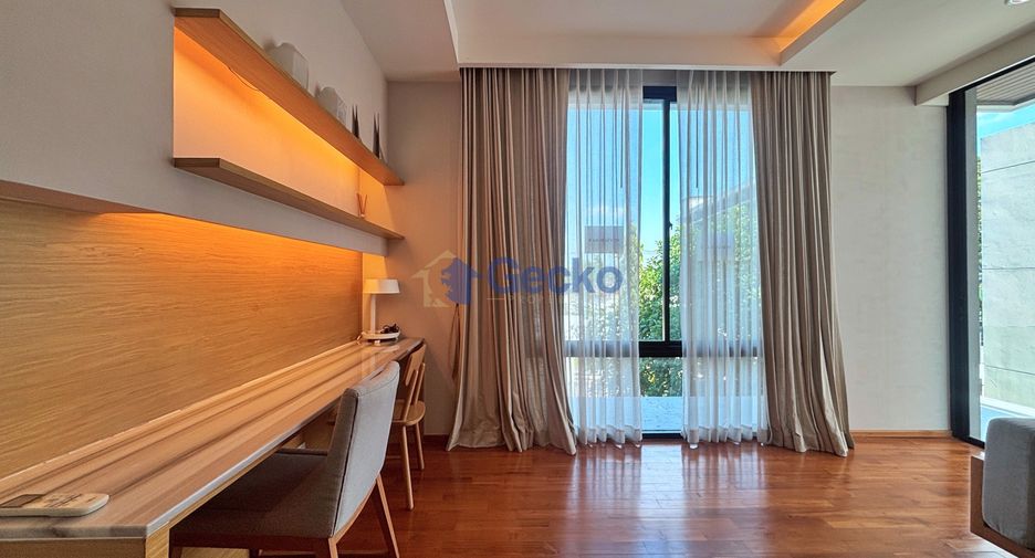 For sale 3 bedrooms house in Sattahip, Chonburi
