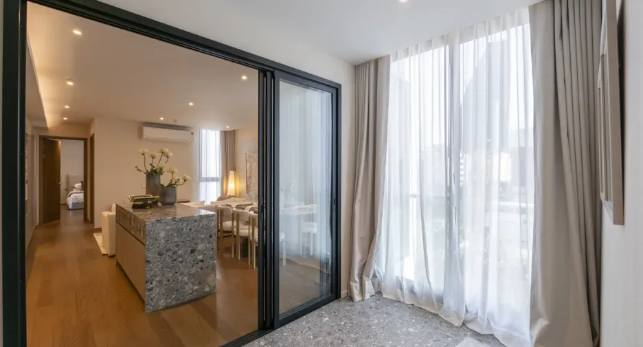 For rent 2 bedrooms condo in Khlong Toei, Bangkok