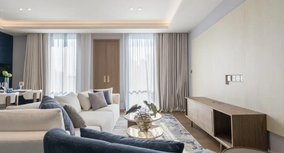 For rent 3 bedrooms condo in Khlong Toei, Bangkok