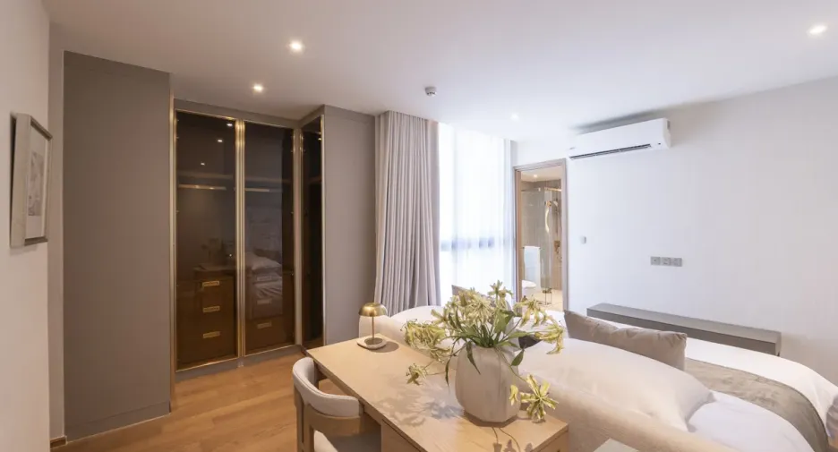 For rent 2 bedrooms condo in Khlong Toei, Bangkok