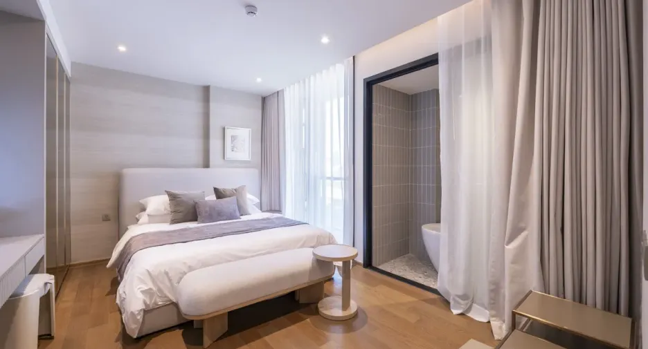 For rent 2 bedrooms condo in Khlong Toei, Bangkok