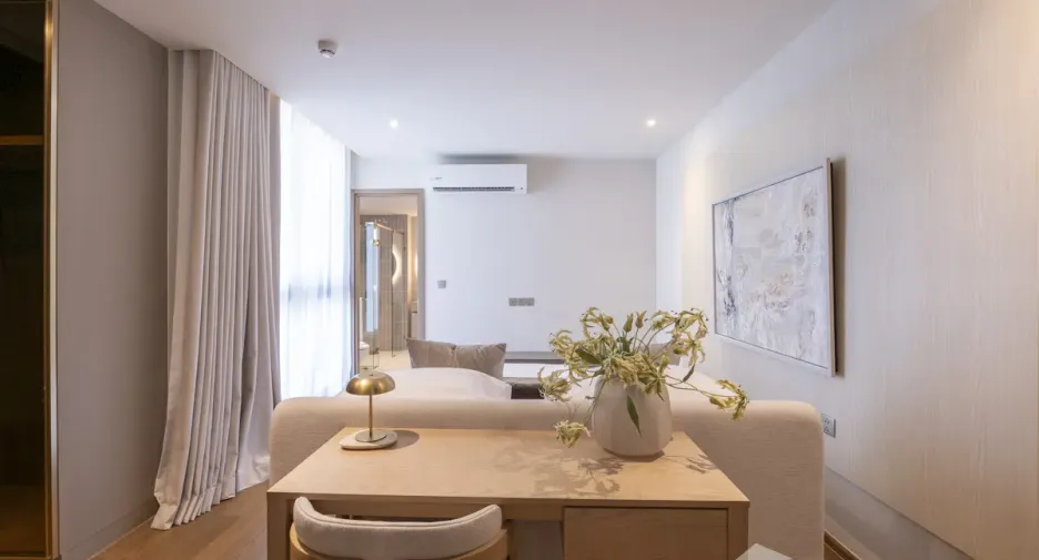 For rent 2 bedrooms condo in Khlong Toei, Bangkok