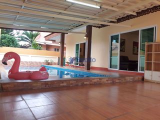 Haus zum Kauf mit 3 Zimmer in Bang Lamung, Chonburi