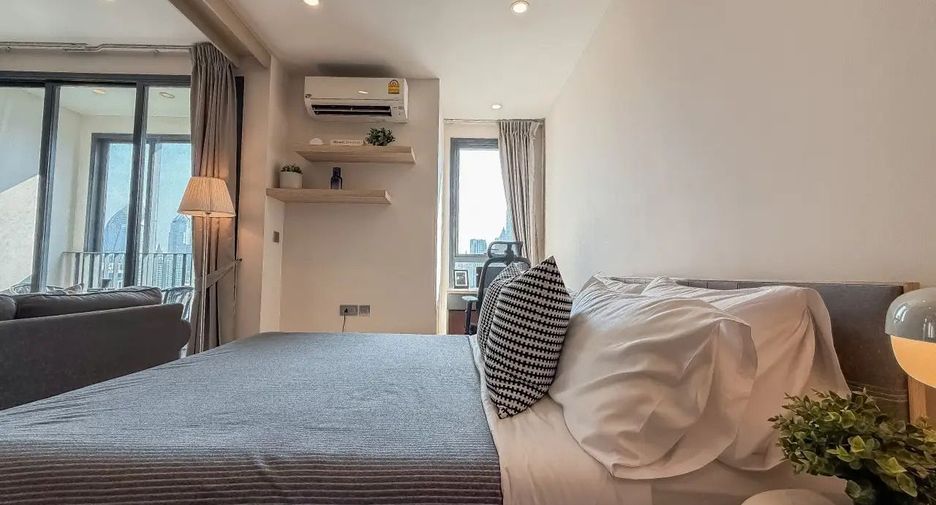 For rent 1 bed condo in Pathum Wan, Bangkok