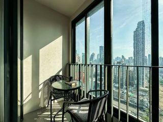 For rent 1 bed condo in Pathum Wan, Bangkok