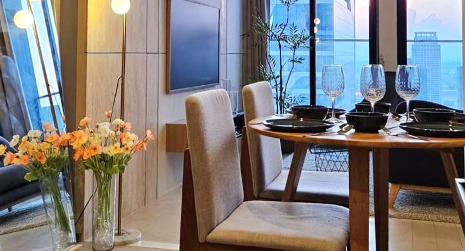 Wohnung zur Miete mit 1 Zimmer in Pathum Wan, Bangkok