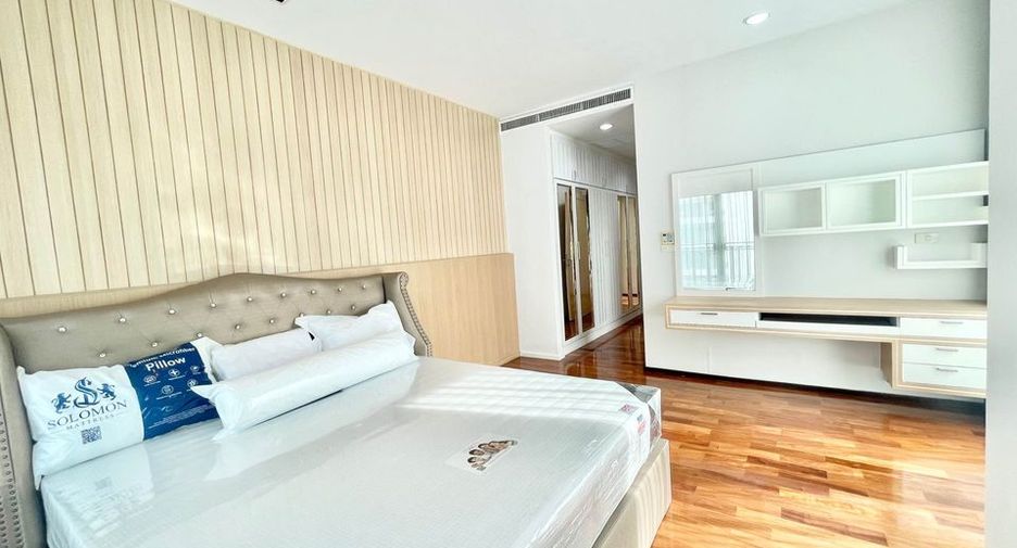 Wohnung zur Miete mit 2 Zimmer in Watthana, Bangkok