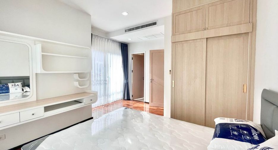 Wohnung zur Miete mit 2 Zimmer in Watthana, Bangkok